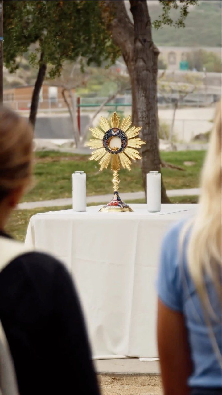 “Through the incarnation, life, ministry, love and passion of Jesus, our God proclaims: I AM HERE. And at every moment, in the tabernacle, in the Eucharist, in the Mass, Jesus again proclaims, I AM HERE. Body, Blood, Soul and Divinity.
Last Saturday, we had our first Eucharistic Pilgrimage. At every moment, our youth echoed the heart of Jesus by proclaiming right back to Christ, “I am here!” It was the youth who accompanied Christ into the streets. For nearly 10 miles, Jesus’ was present in the streets.
We are so grateful for our youth ministers and their teens who made this happen. We are VERY grateful for the clergy who selflessly stepped up to carry our Lord.” - @ocyouthleaders
rcbo.org/congress