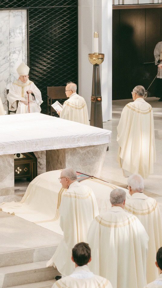 Thank you to all who celebrated the life of Bishop Emeritus Tod Brown with us 🙏
More than 1,500 attended the funeral Mass, including priests and bishops from around the West Coast. Interreligious clergy also attended, including His Eminence Metropolitan Serapion of the Coptic Orthodox Diocese of Los Angeles, Southern California and Hawaii. Cardinal Roger Mahony of the Archdiocese of Los Angeles was the celebrant.
Bishop Brown will temporarily be laid to rest at the Cathedral Memorial Gardens before being transferred to the cathedral’s St. Callistus Chapel and Crypts, which are scheduled for completion next year.
Rest in peace, Bishop Brown.
To see more from the Mass, visit the link in our bio.