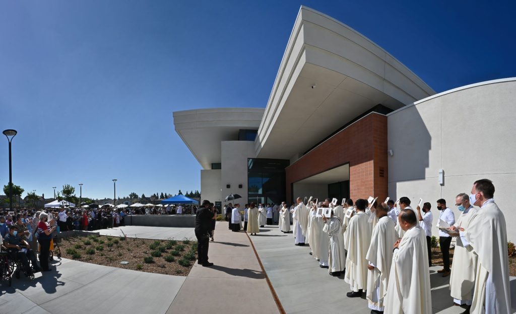 Multi-Lingual Taizé Prayer Service