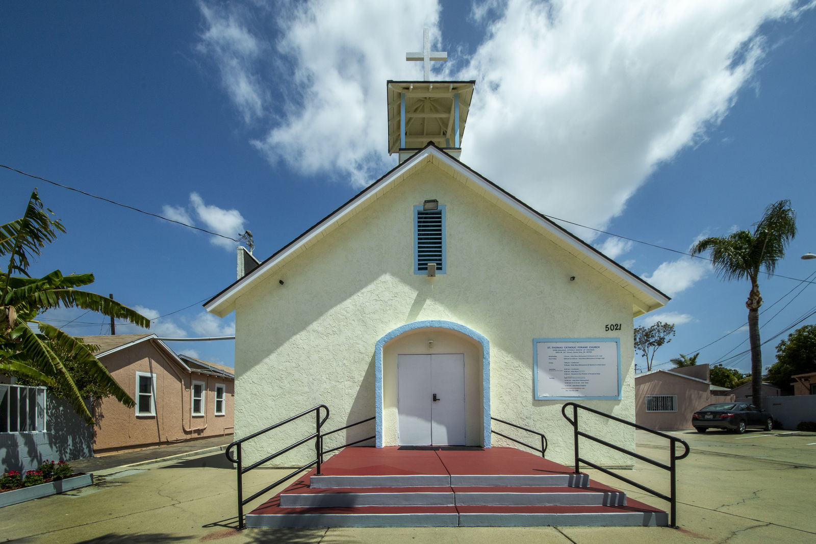Saint Thomas the Apostle Catholic Church - Roman Catholic Diocese of Orange