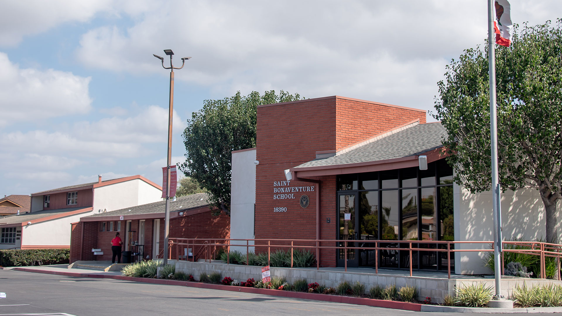 St. Bonaventure Catholic School - Roman Catholic Diocese of Orange